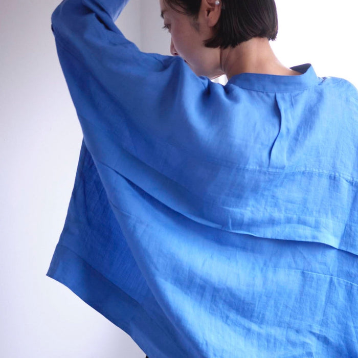 Ramie lawn  back tuck shirt