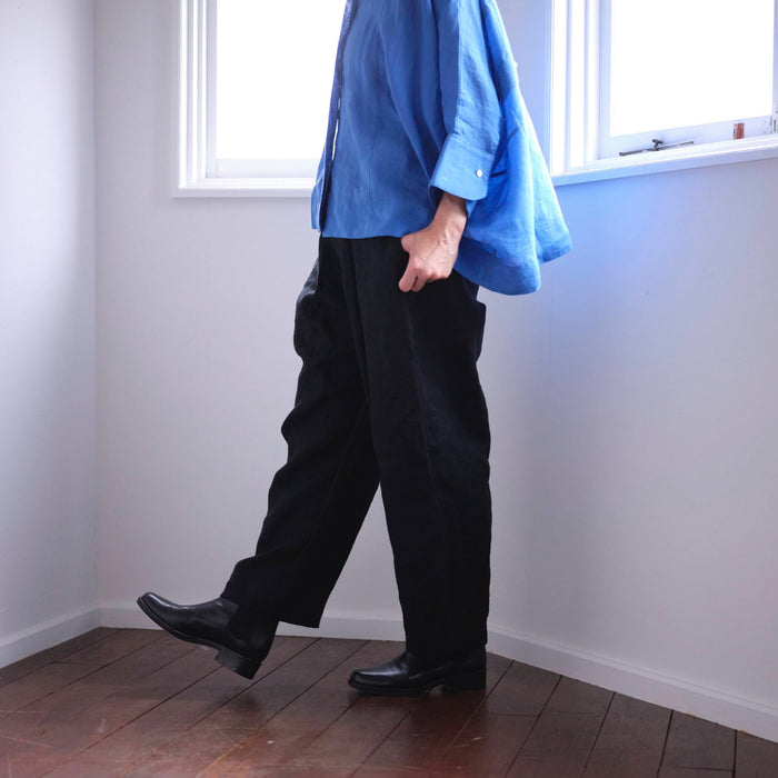 Ramie lawn  back tuck shirt